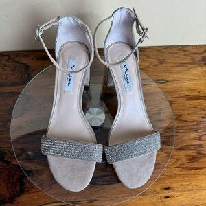 NEW Nina Eloise Ankle Strap Sandal - Alamo Tan Suede / Crystals - size 8.5